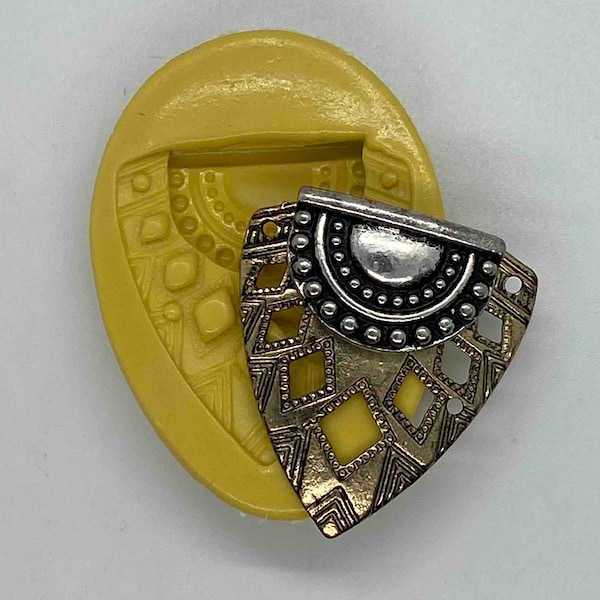 TRIBAL-STYLE SHIELD Cabochon Flexible Mold