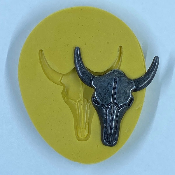 WESTERN-STYLE STEER Flexible Mold (Large Size)