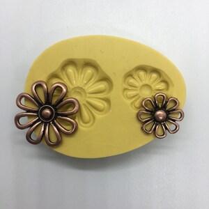 FLOWERS FLEXIBLE MOLD - Set of 2 Sizes