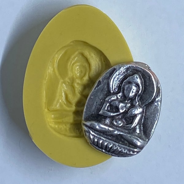 BUDDHA ANTIQUE-STYLE Oval Charm Flexible Mold