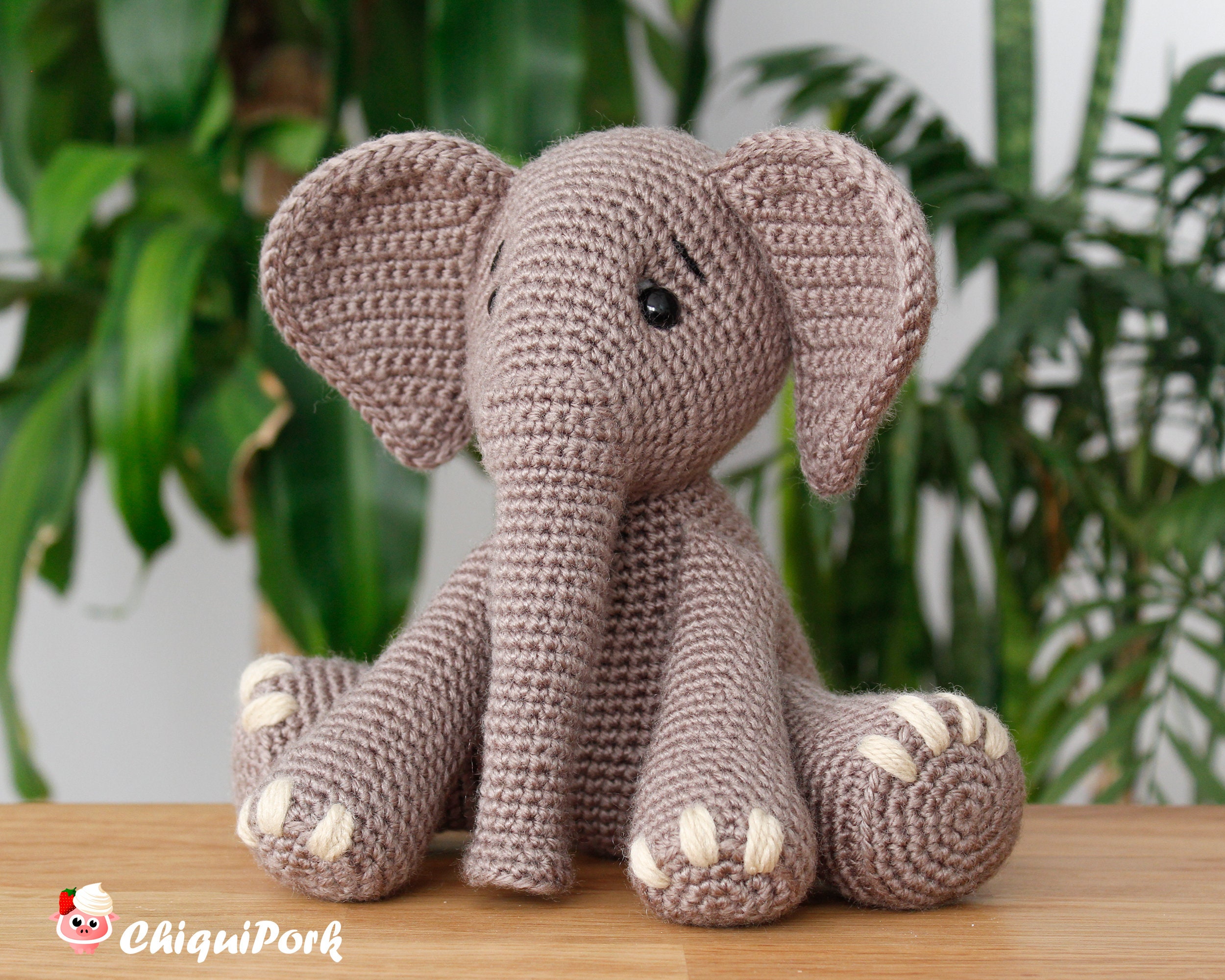Elephant Crochet elephant Miniature elephant Artist elephant Kamilakw