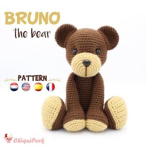 Pode incluir: Padrão de crochê para Bruno o urso, um urso de peluche de crochê castanho com detalhes bege. O padrão está disponível em inglês, holandês, espanhol, francês e alemão.
