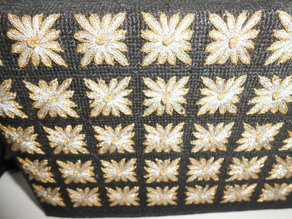 Vintage Flower Needlepoint Crossbody Clutch Woven… - image 7