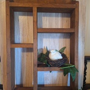 Vntg. Wooden Display Wall Shelf, Cottage core. Farmhouse decor,Wall decor, Bathroom decor, Bedroom decor