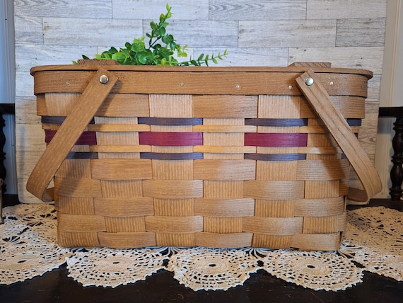 Vntg. Basketville Stripped Picnic Basket with Handles, Farmhouse, Cottage Core, Country decor,Storage, Summer decor, Spring decor