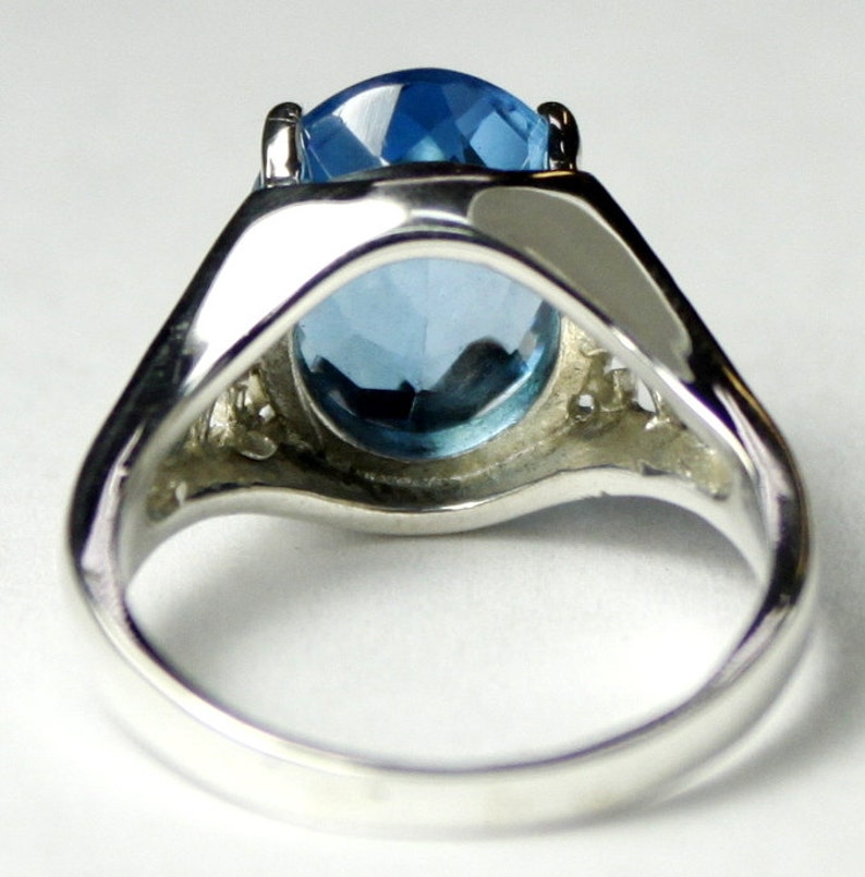 Swiss Blue Topaz SR057 925 Sterling Silver Ladies Ring