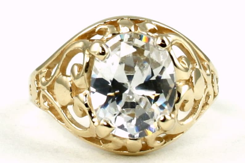 Cubic Zirconia 10KY Gold Ring R004
