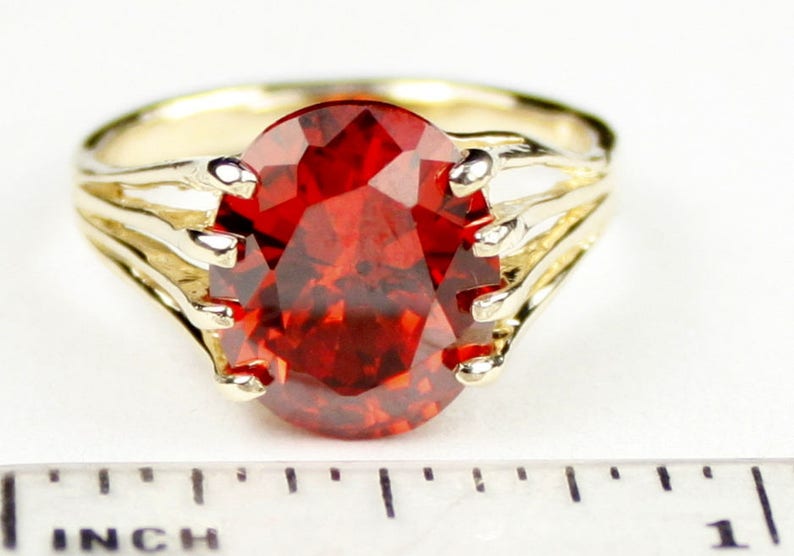 R280 14KY Gold Ring Created Padparadscha Sapphire