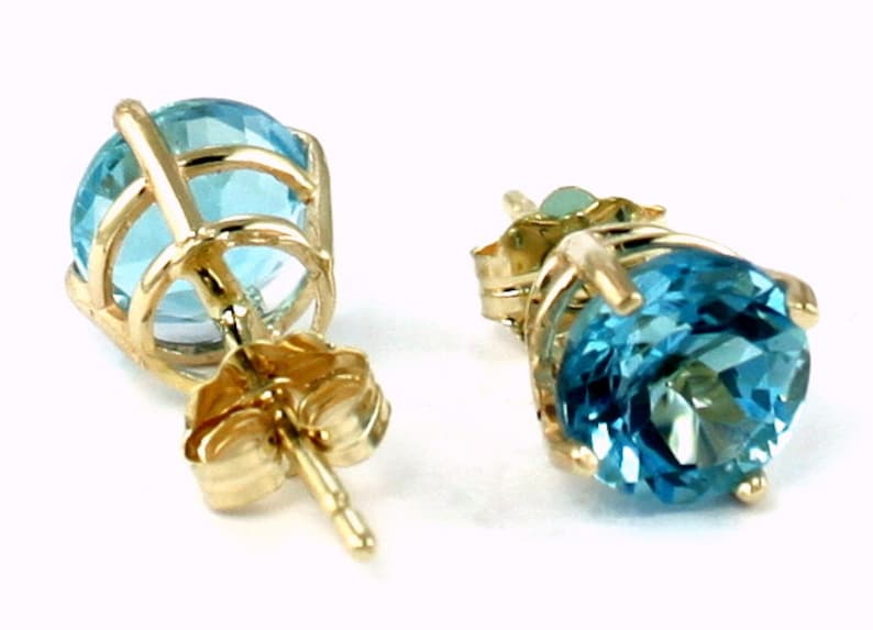14KY Gold Post Earrings E012 Swiss Blue Topaz