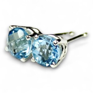 Swiss Blue Topaz Sterling Silver Post Earrings (Round 6mm Prong Set) SE012 image 2