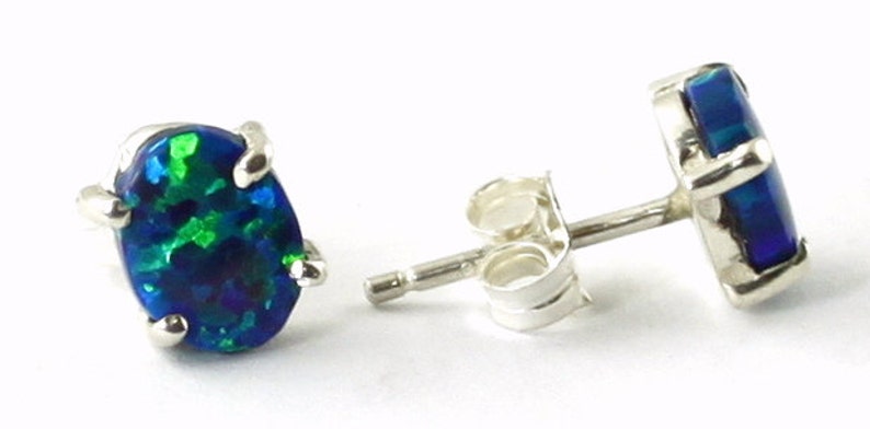 SE002C Created BlueGreen Opal 925 Sterling Silver Post Earrings