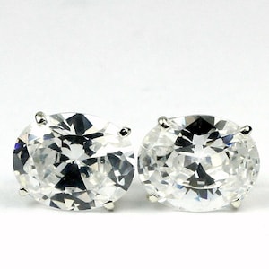 Cubic Zirconia, 925 Sterling Silver Post Earrings, SE102
