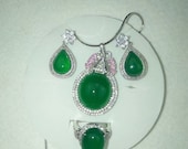 Free Delivery Natural AAA green jadeite jade charm luck flower rhinestone ring and pendant earrings 3 pcs