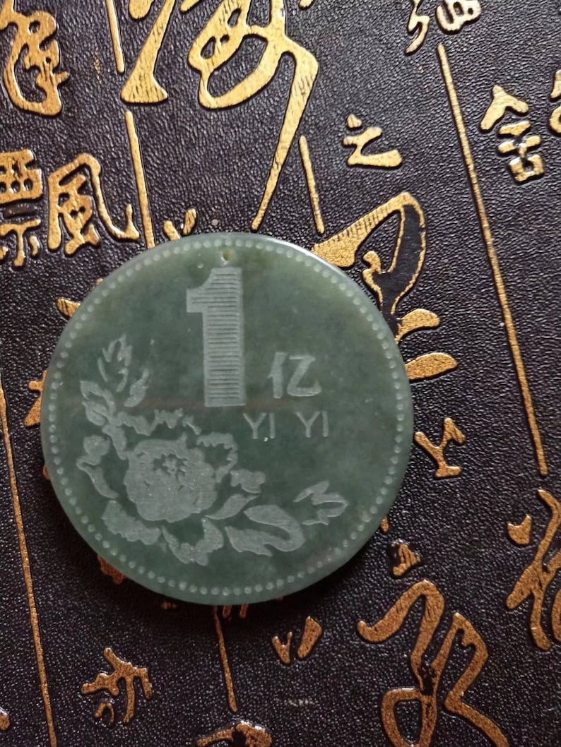 Free Delivery Dry green jade china coin pendant good luck pendant jade beads necklace
