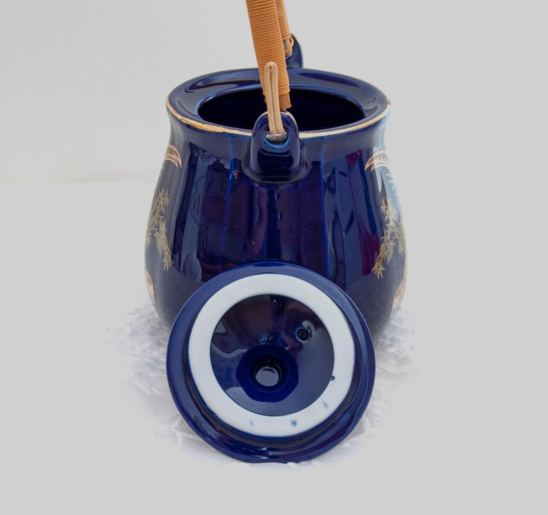 Pheasant Sake Teapot with Lid, Porcelain, Deep Cobalt Blue, Gold Trim, Rattan / Reed Handle, Vintage image 8