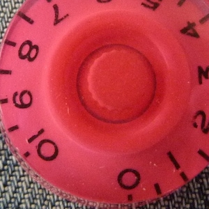 POP-KNOB gibson / epiphone style guitar or bass speed knob in HOt pink