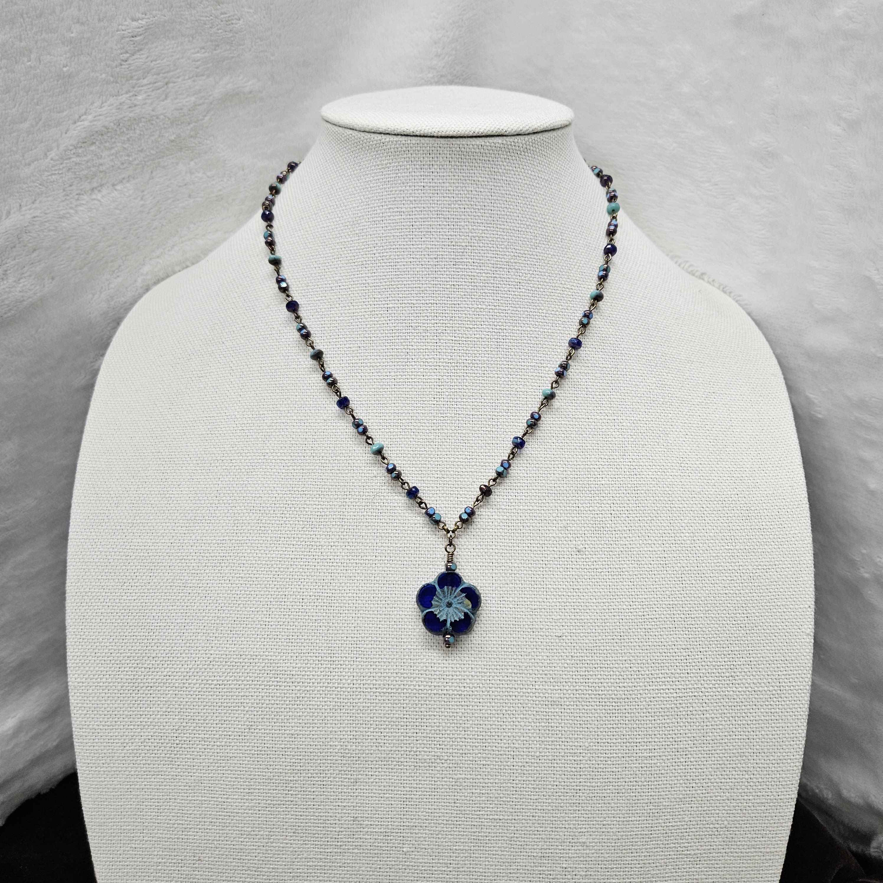Beaded Flower Necklace, Hibiscus Flower Jewelry, Aqua Flower Necklace, Boho Flower Pendants, Czech Glass Flowers, Czech Chain Jewelry