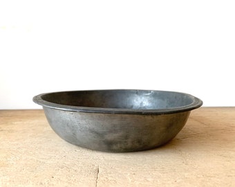 Antique Christmas Decor Antique Pewter Footed Bowl Wood /& Sons Boston N.G Large Antique Pewter Bowl Antique Halloween Decor