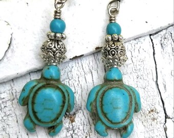 Handmade Sea Turtle Earrings, SEA TURTLE Jewelry, Turquoise EArrings, Beach EaRRings, TuRTle Lover Gift