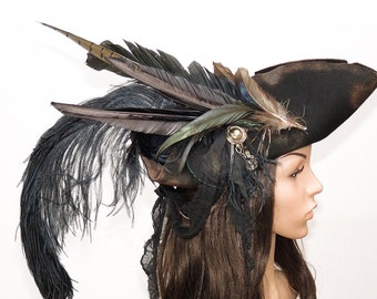 Pirate Bride / Tricorn/ Captain / feathered Hat / black