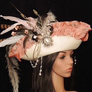 Historical hat / Baroque - Rococo / bridal jewelery / wedding / GothicHat / bridal jewelry / tricorne / hat with veil / rosé white