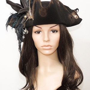 Pirate Bride / Tricorn/ Captain / feathered Hat / black image 3