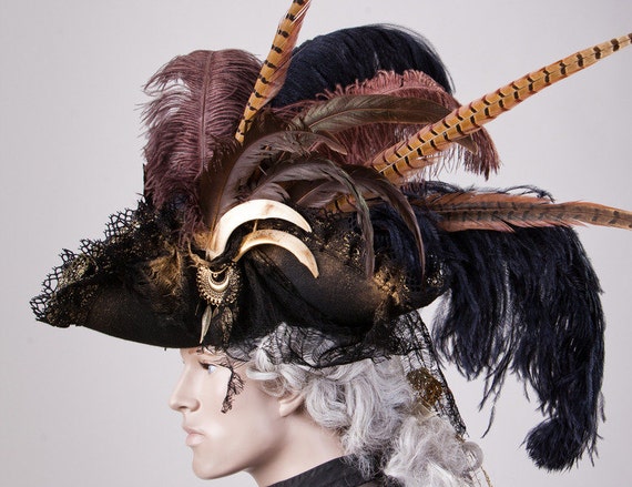 Captains Hat / Pirate Hat Feathered 