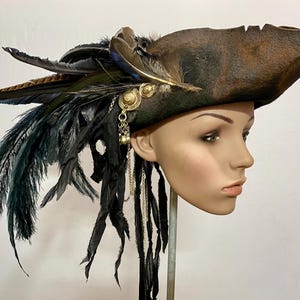 Pirate Bride / Tricorn/ Captain / feathered Hat / black
