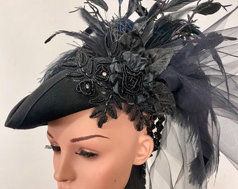 Women's tricorn hat with feathers / Feather Hat / Ladies Hat with veil / black