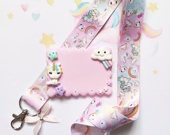 Insignia de enfermera, cuidadora de niños y asistente de enfermería con cordón a juego.