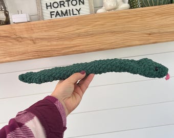 Slap Bracelet Snake Crochet // Amigurumi Snake //Market Make // Crochet Accessory // Baby Gift