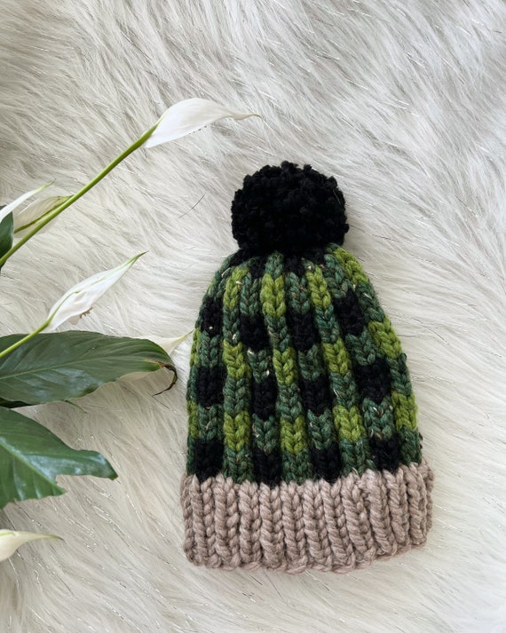 Hapinest Hat and Scarf Knitting Loom