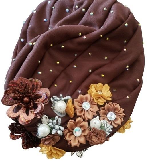 Elegant Brown Turban Headwrap Embellished With Rhinestones  display picture 1
