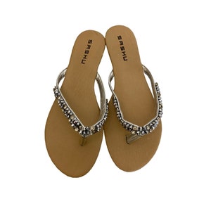 Rhinestone flip flop thong sandals women size 9.5