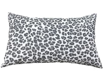 Outdoor Falcon Grey Animal Print Lumbar Pillow Cover, Rectangular Gray and White Pillowcase, Porch, Rectangular Patio Pillow Cover