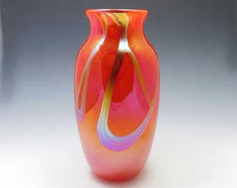 Large handblown red and gold iridescent glass vase by Elaine Hyde