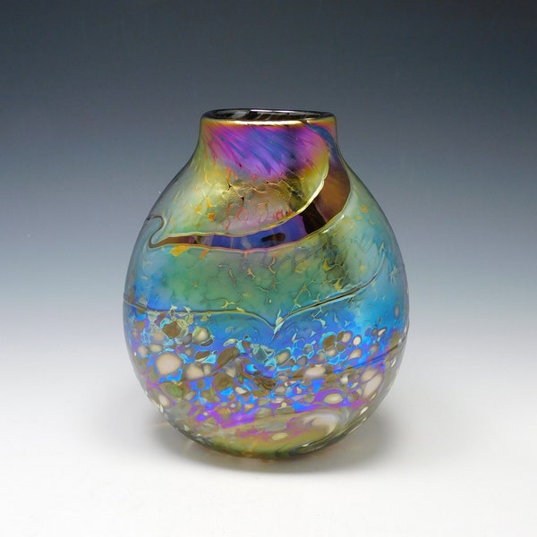 Handblown iridescent art glass vase by Elaine Hyde