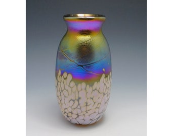 Handblown iridescent glass flower vase by Elaine Hyde