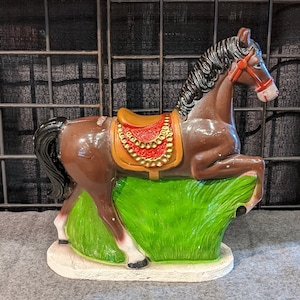 Vintage Coin Bank Bay Horse Chalkware Statue Mexico – 1960s