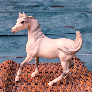 Vintage Breyer Horse Prancing Arabian Stallion Flea-Bitten Grey Sham Mold-1980s
