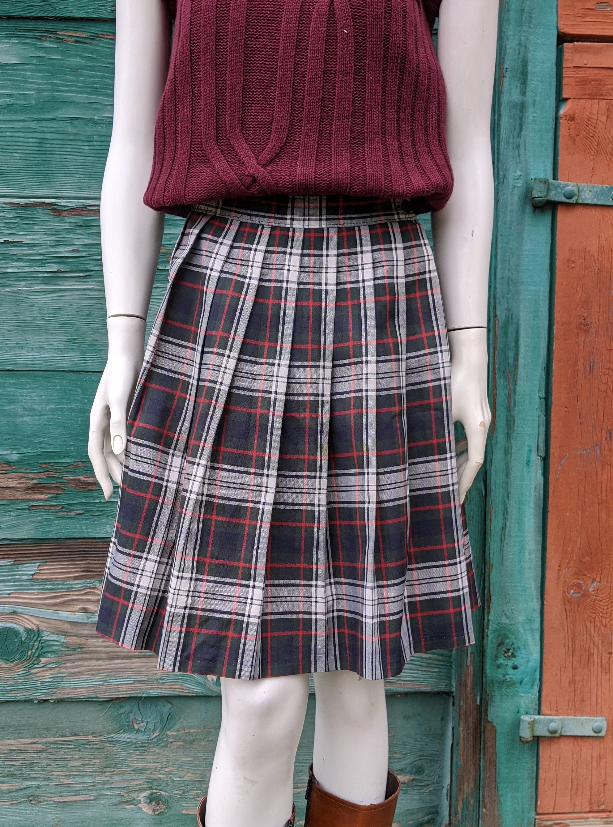 hunter classic navy plaid skirt