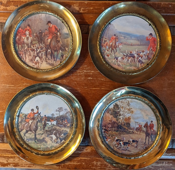 Vintage Brass Plate Set Wall Décor Fox Hunting Scenes – 1960s