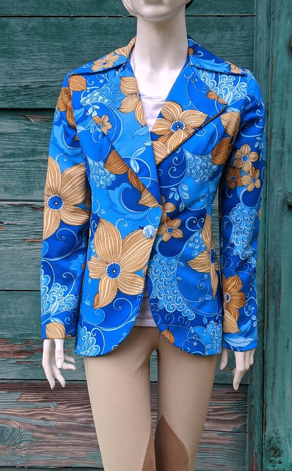 Vintage Blazer Vibrant Blue Floral – 1970s