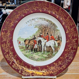 Vintage Cabinet Plate Herring Hunters with Burgundy Trim – 1980s