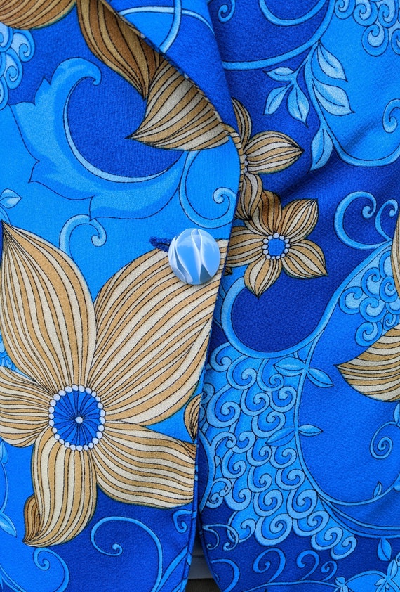 Vintage Blazer Vibrant Blue Floral – 1970s - image 7