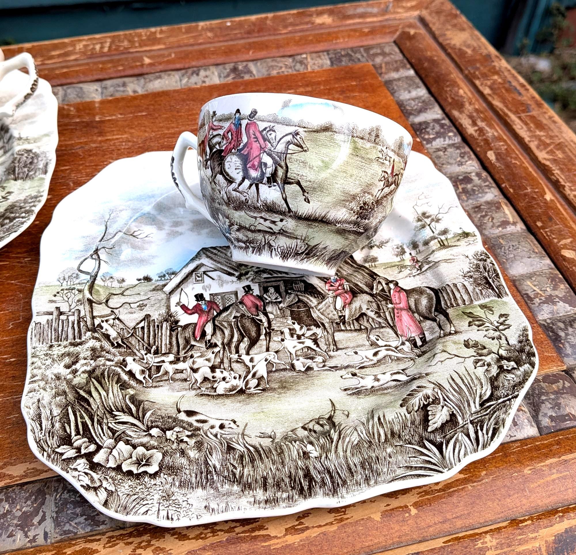 Vintage Luncheon Plate & Cup Set/2 Johnson Bros Tally Ho