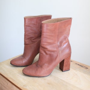 vintage Y2K brown leather go-go ankle boots 8 1/2