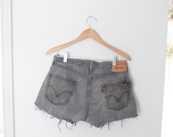gray levi shorts