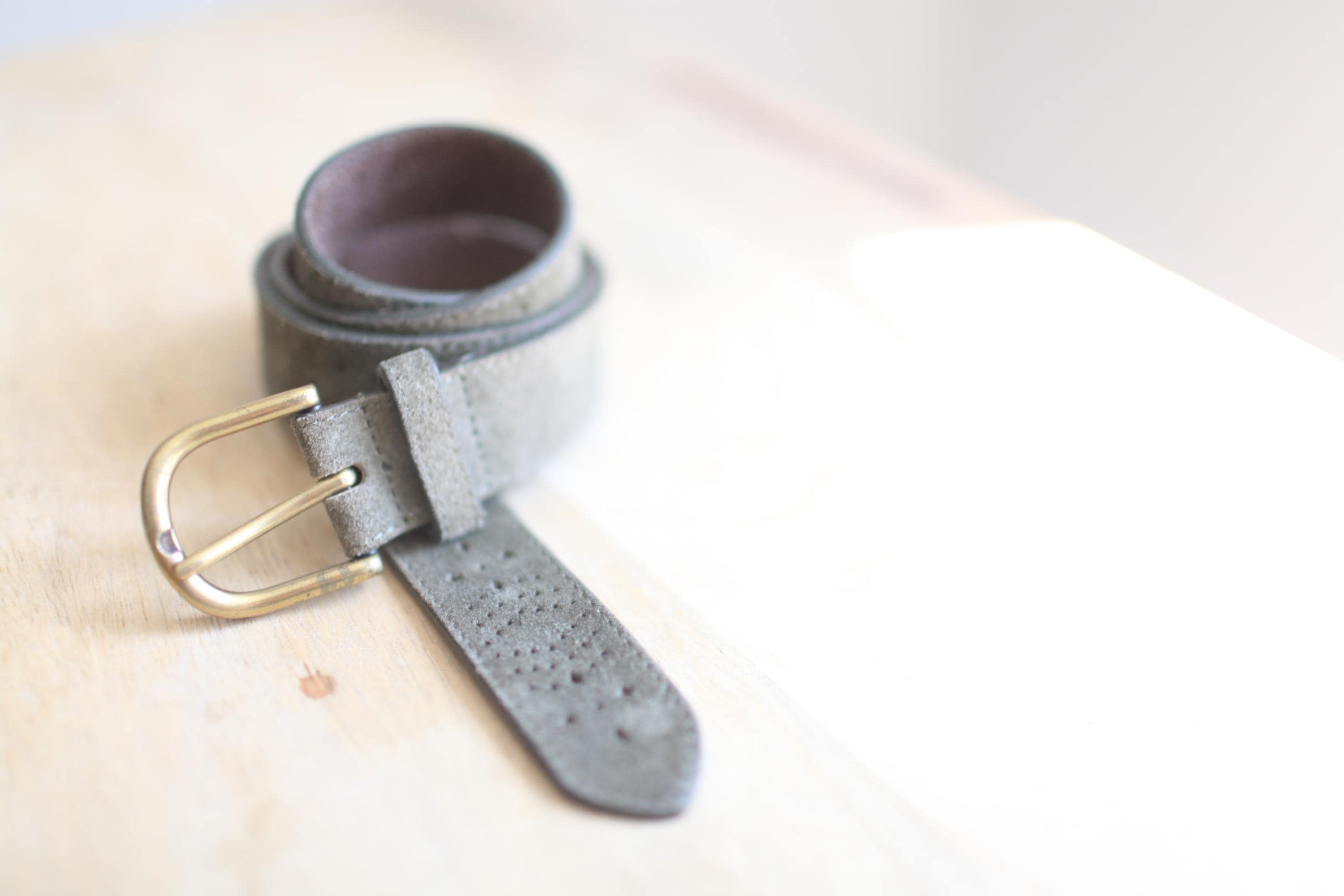 Vintage leather Olive Green Suede Belt with Gold Buckle S/M Buy Olive Green Suede Leather Belt With Gold Buckle  main image 2
