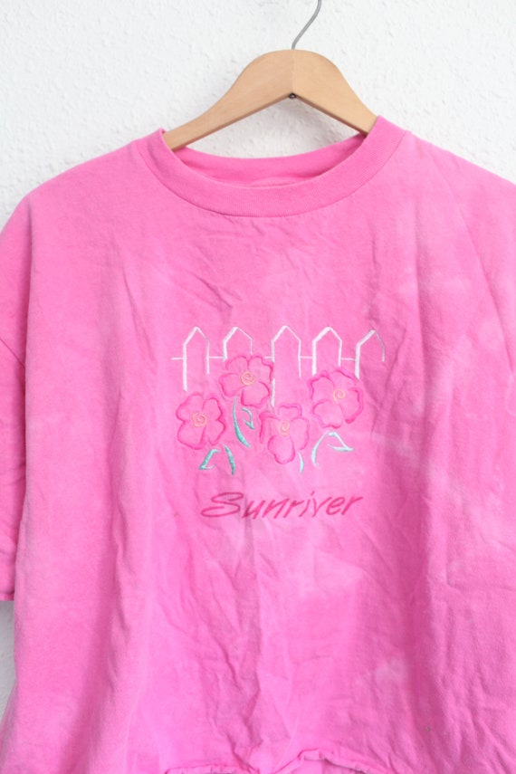 vintage sunriver oregon pink tie dye cropped whit… - image 2